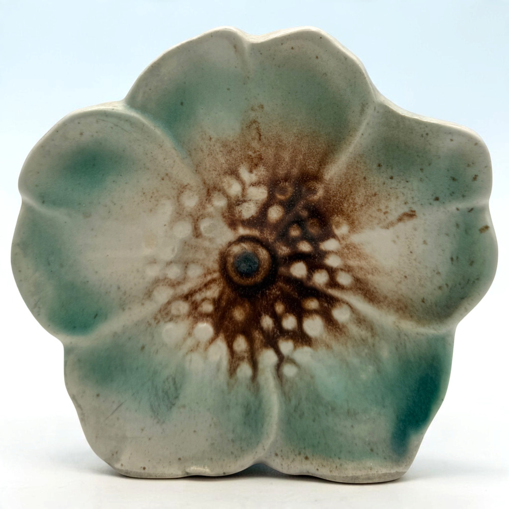 Vintage McCoy Dogwood Flower Wall Pocket Blossom Planter Vase Rustic Pottery 6"